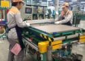 Nhóm sinh viên chế tạo máy bắt vít tự động